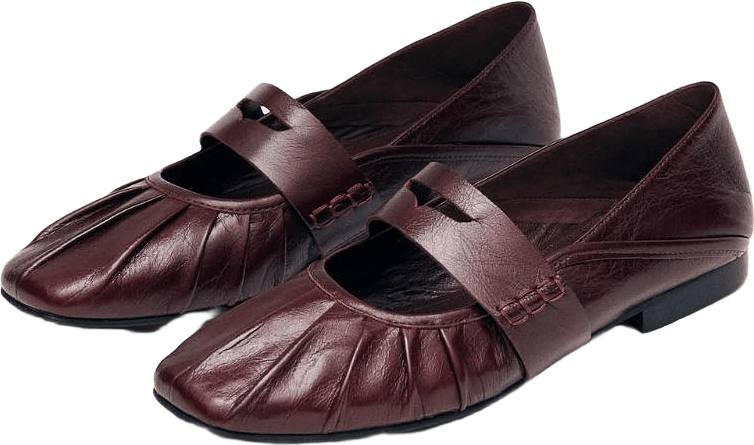 Bargo Burgundy Leather Ballet Flats, från Alohas, i färgen burgundy.