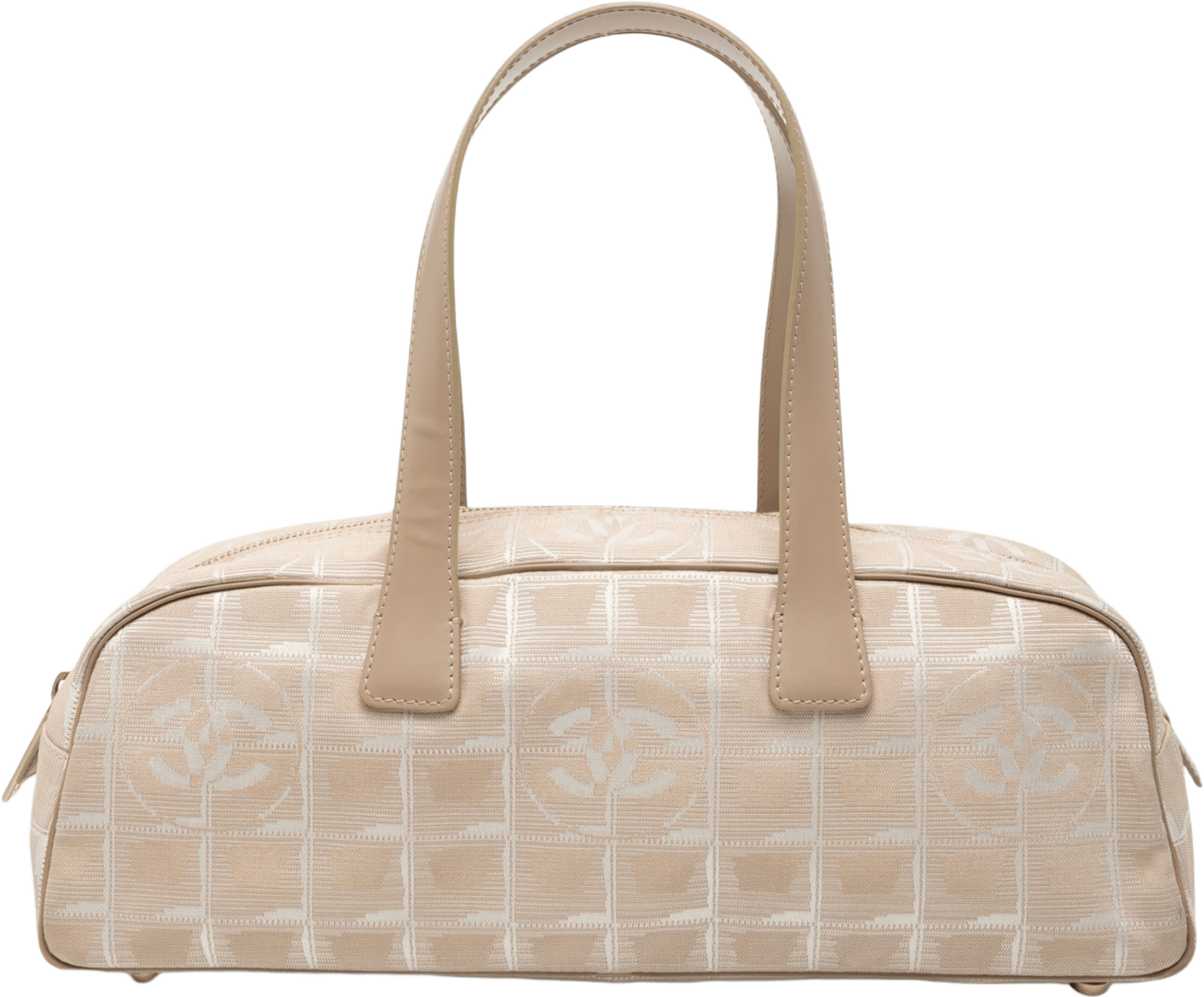 Chanel New Travel Line Nylon Handbag, från Luxclusif, i färgen beige.