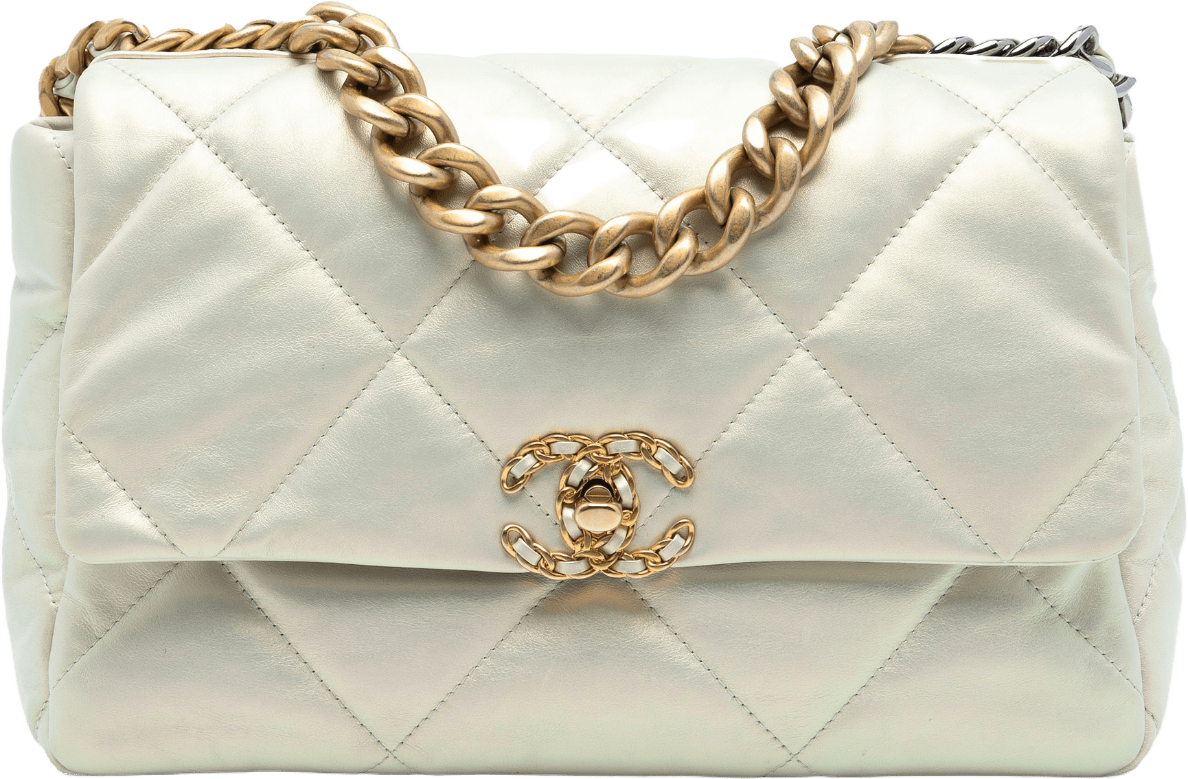 Chanel Large Iridescent Lambskin 19 Flap, från Luxclusif, i färgen silver.