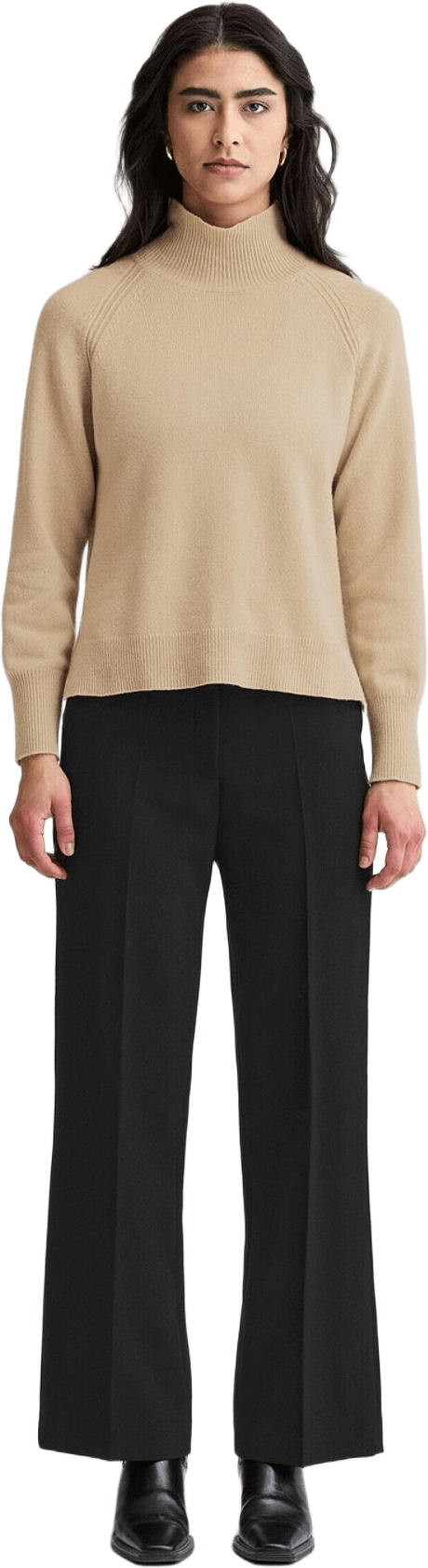 Stickad Polotröja Mira, från Newhouse, i färgen beige.
