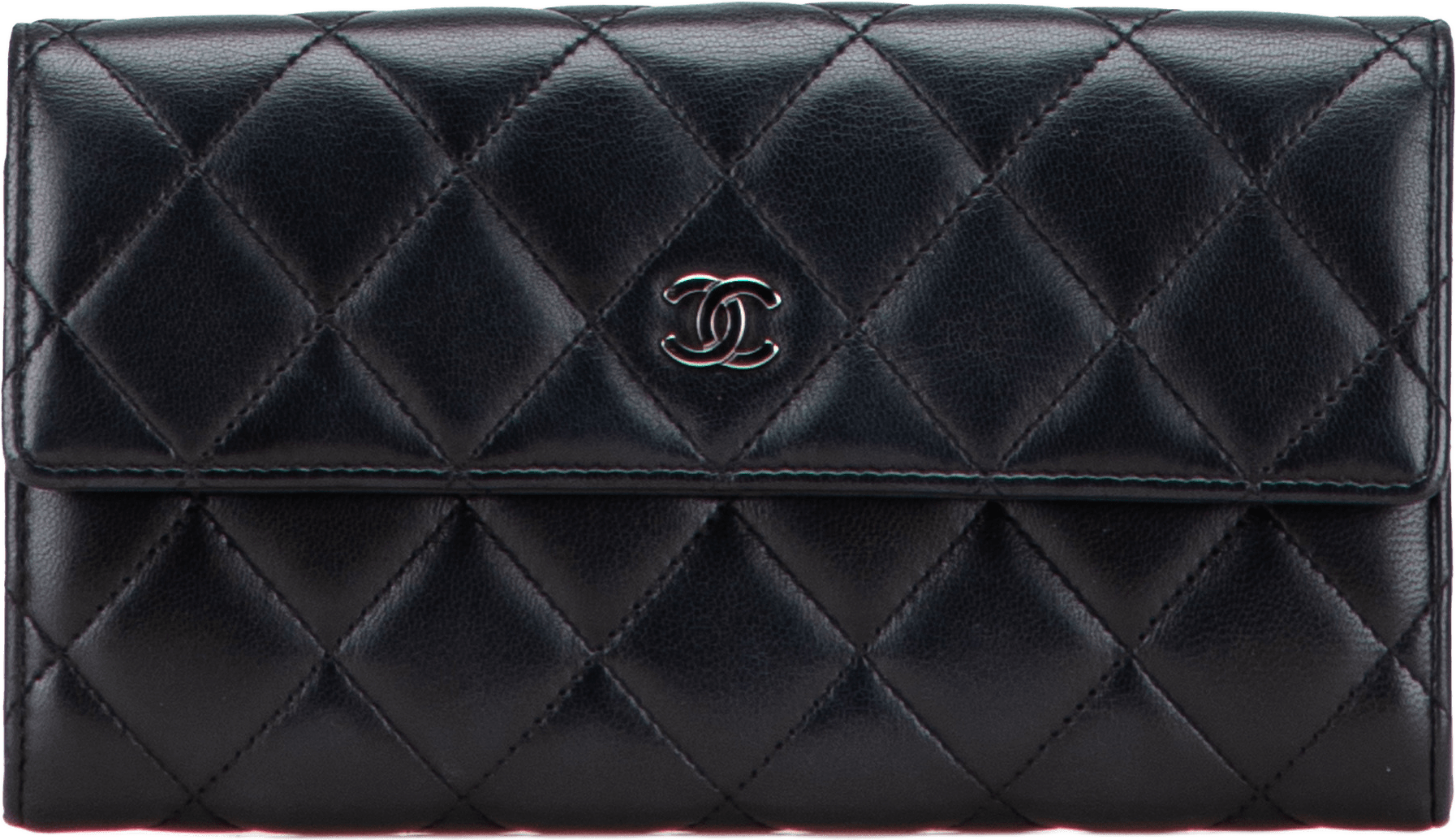 Chanel Quilted Lambskin Flap Long Wallet, från Luxclusif, i färgen black.