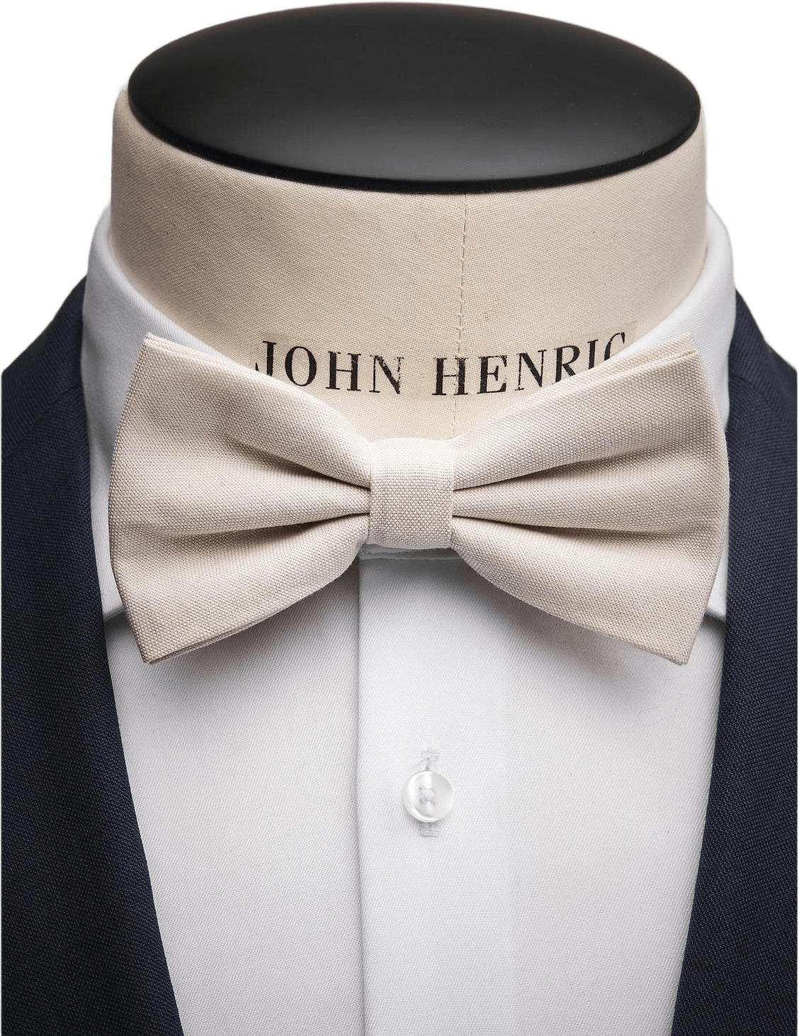 Bow Tie Cotton, från John Henric, i färgen light beige.