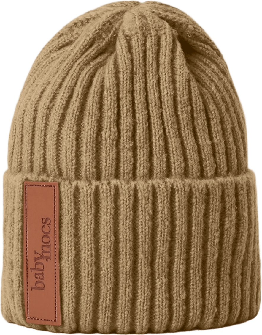 Beanie, från BabyMocs, i färgen caramel.