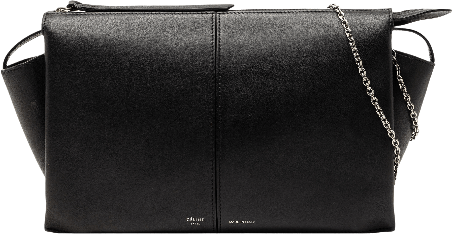 Celine Trifold Leather Clutch On Chain, från Luxclusif, i färgen black.