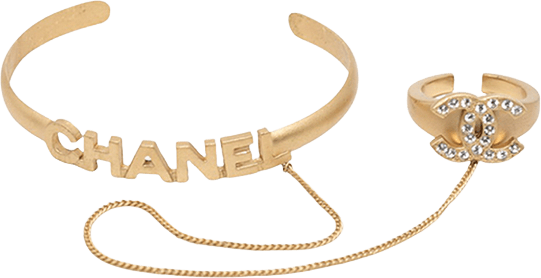 Chanel Cc Gold Plated Rhinestone Logo Cuff Bracelet And Ring Set, från Luxclusif, i färgen gold.