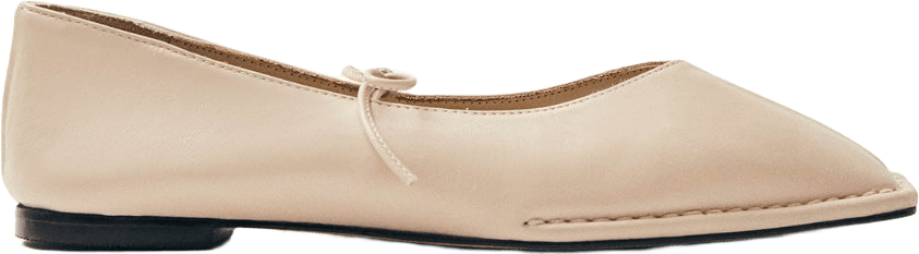 Sway Cream Leather Ballet Flats, från Alohas, i färgen cream.