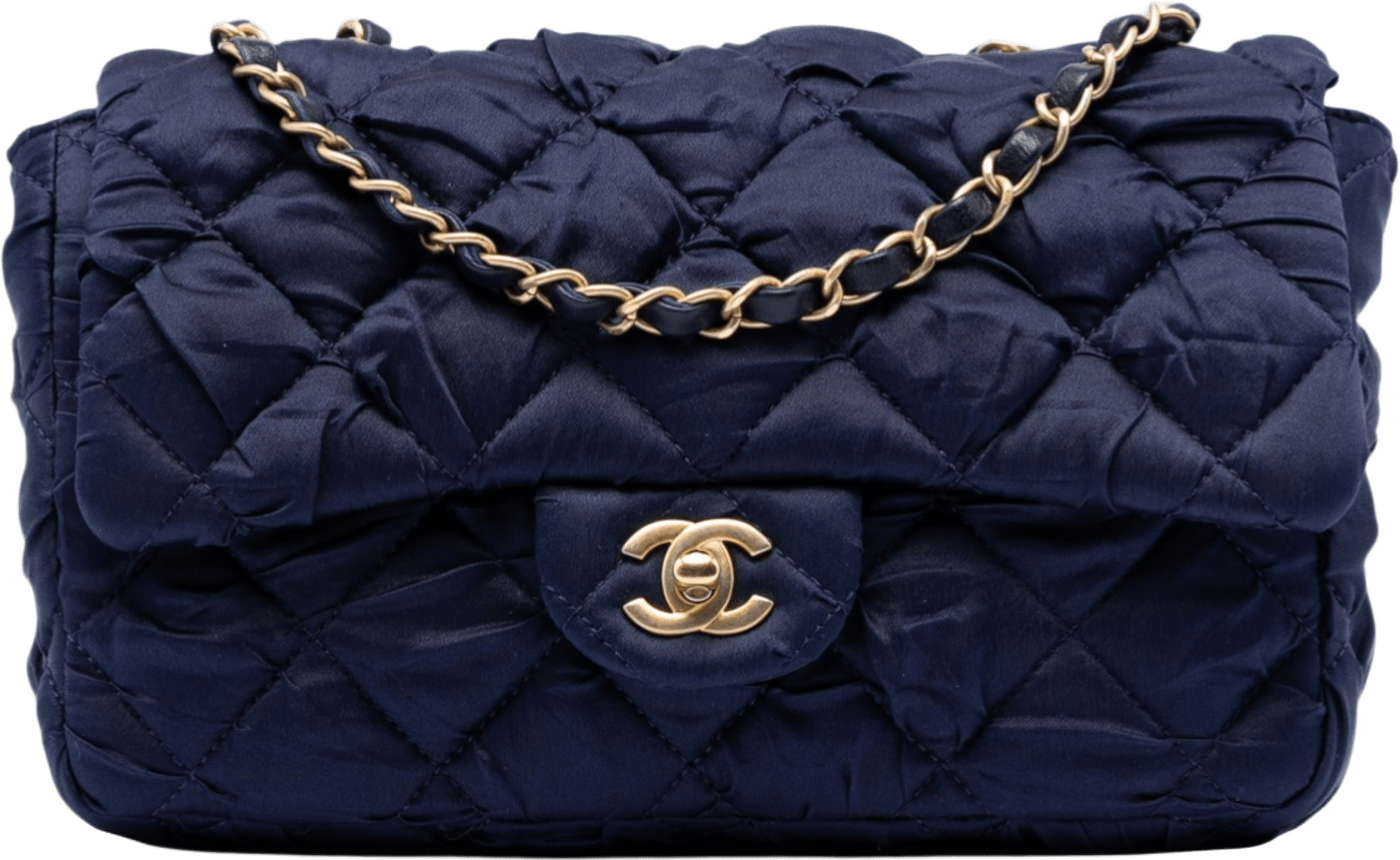 Chanel Medium Crumpled Satin Single Flap, från Luxclusif, i färgen navy.