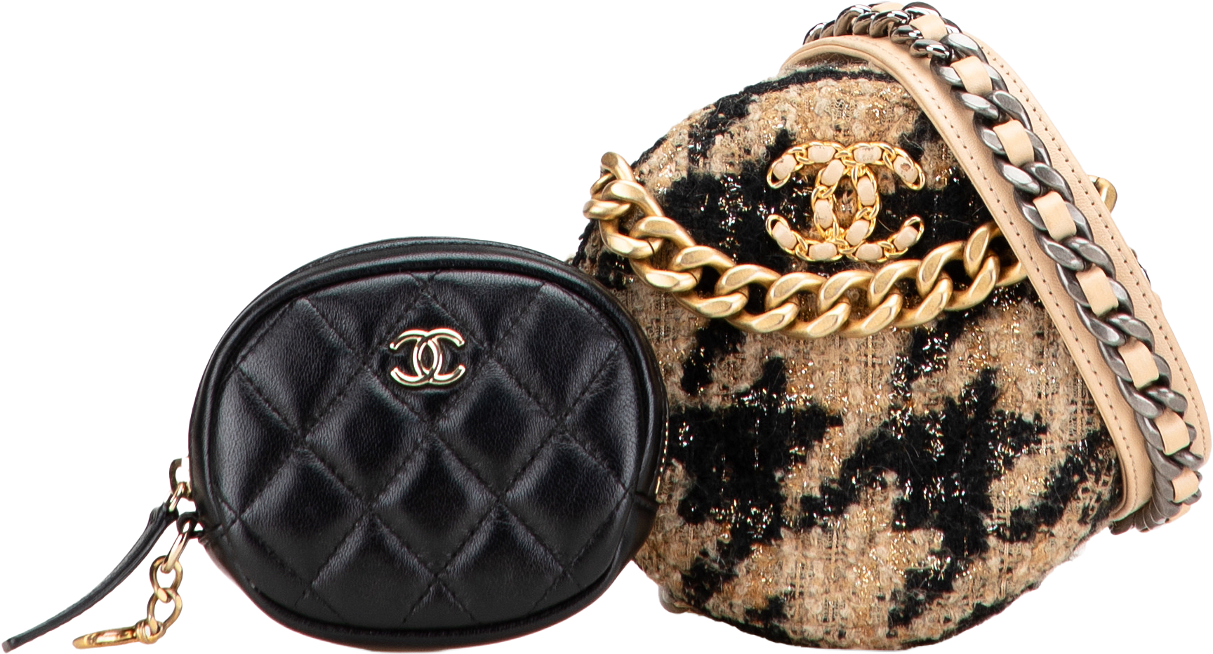 Chanel Tweed 19 Round Clutch With Chain And Coin Purse, från Luxclusif, i färgen nude.