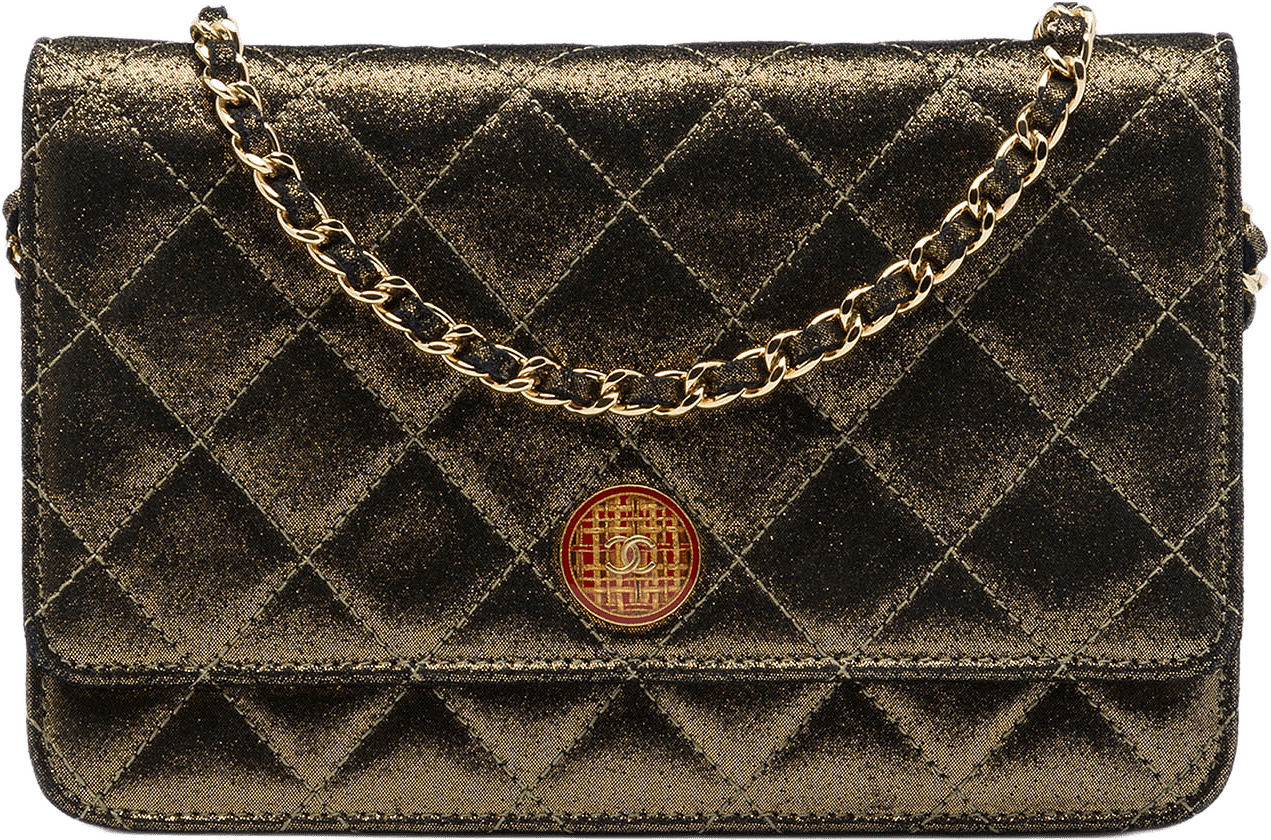 Chanel Quilted Iridescent Lambskin Tartan Button Wallet On Chain, från Luxclusif, i färgen guld.