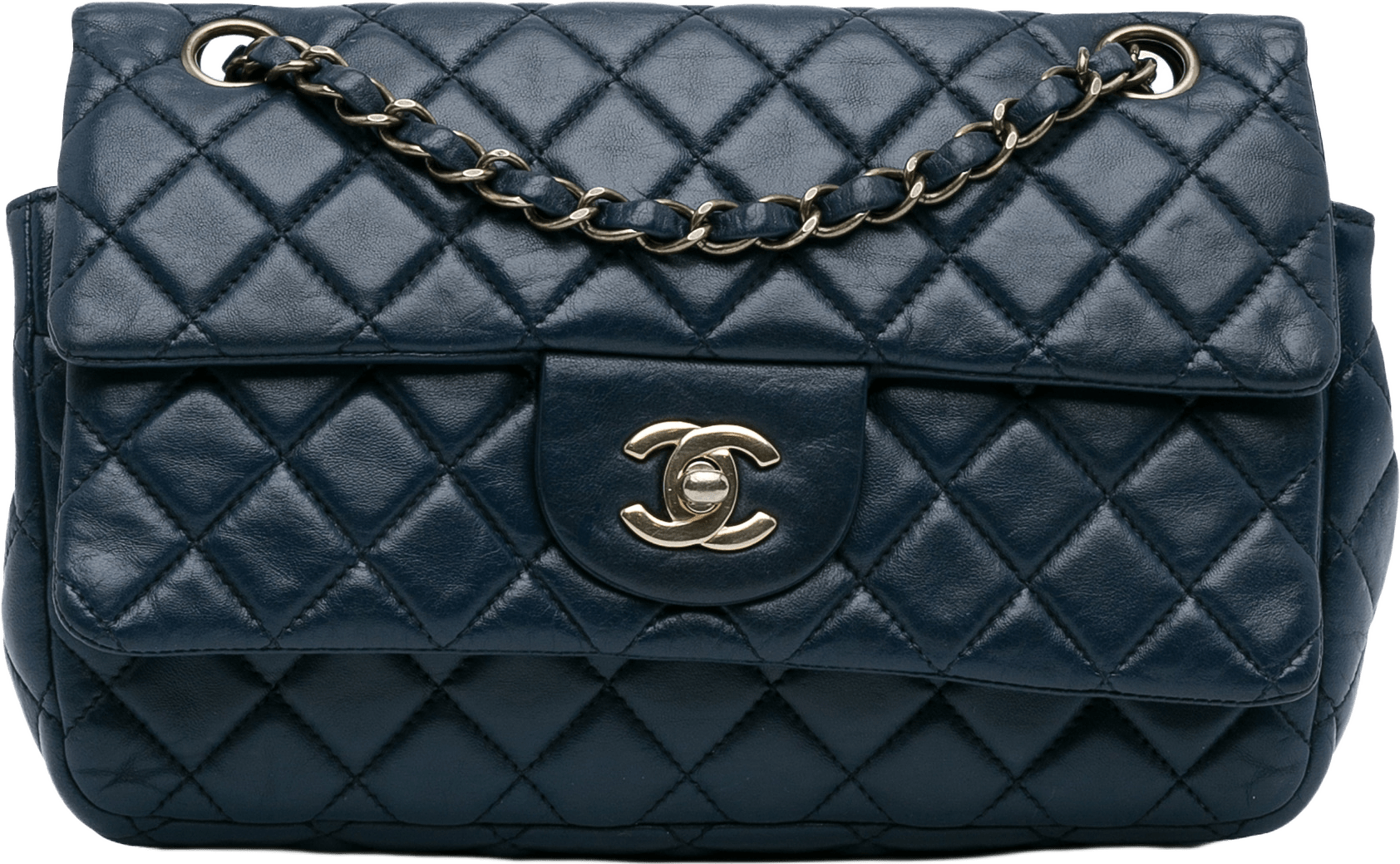 Chanel Cc Quilted Lambskin Double Flap, från Luxclusif, i färgen navy.
