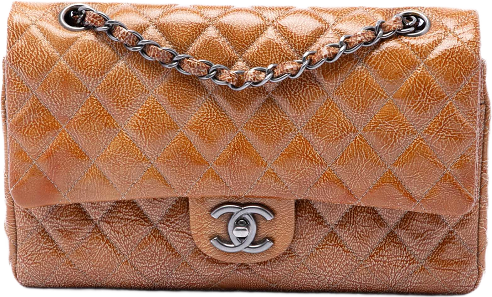 Chanel Medium Classic Crinkled Patent Double Flap, från Luxclusif, i färgen brun.