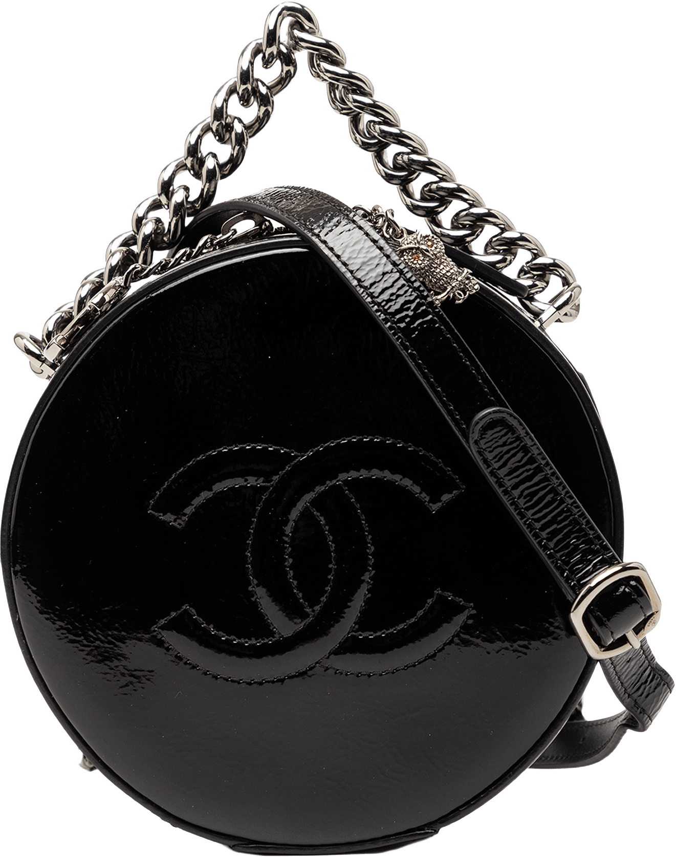 Chanel Patent Round As Earth Bag, från Luxclusif, i färgen black.