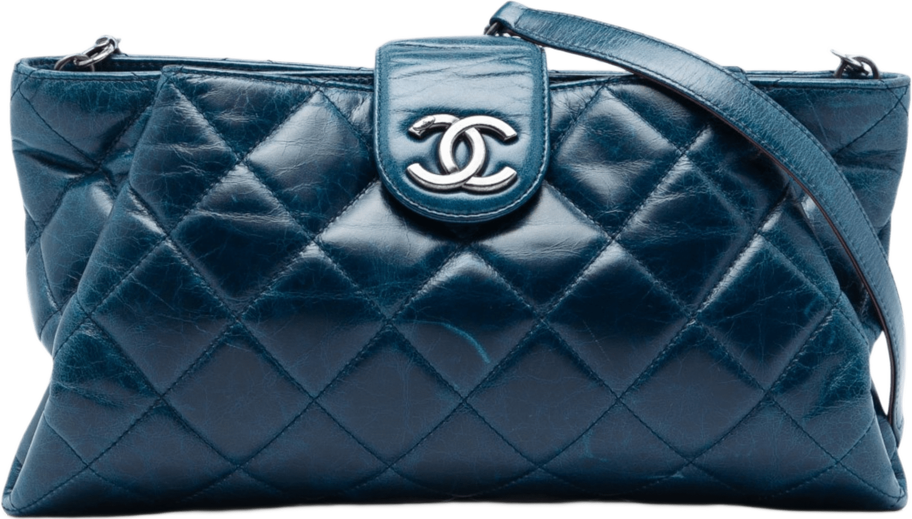 Chanel Quilted Glazed Calfskin Coco Pleats Chain Clutch, från Luxclusif, i färgen blå.