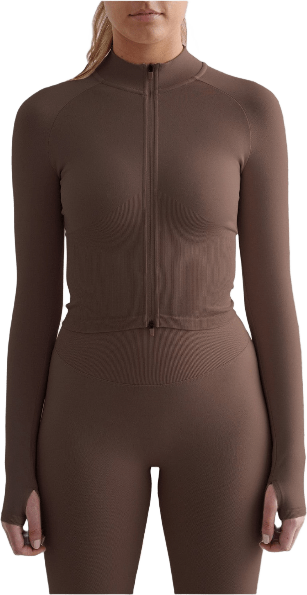 Shape Seamless Zip Jacket, från aim'n, i färgen macchiato.