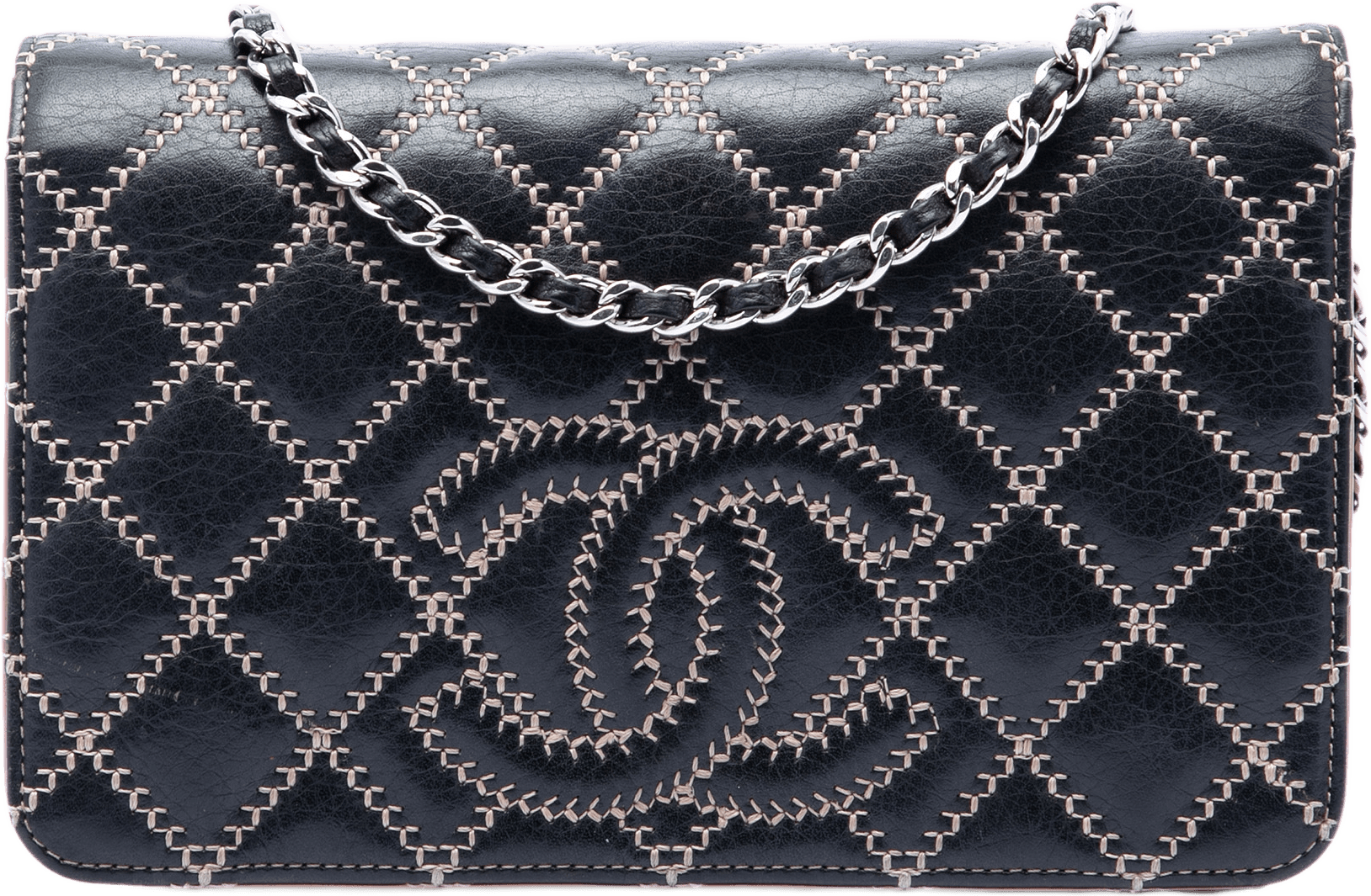 Chanel Stitched Cc Quilted Calfskin Wallet On Chain, från Luxclusif, i färgen svart.