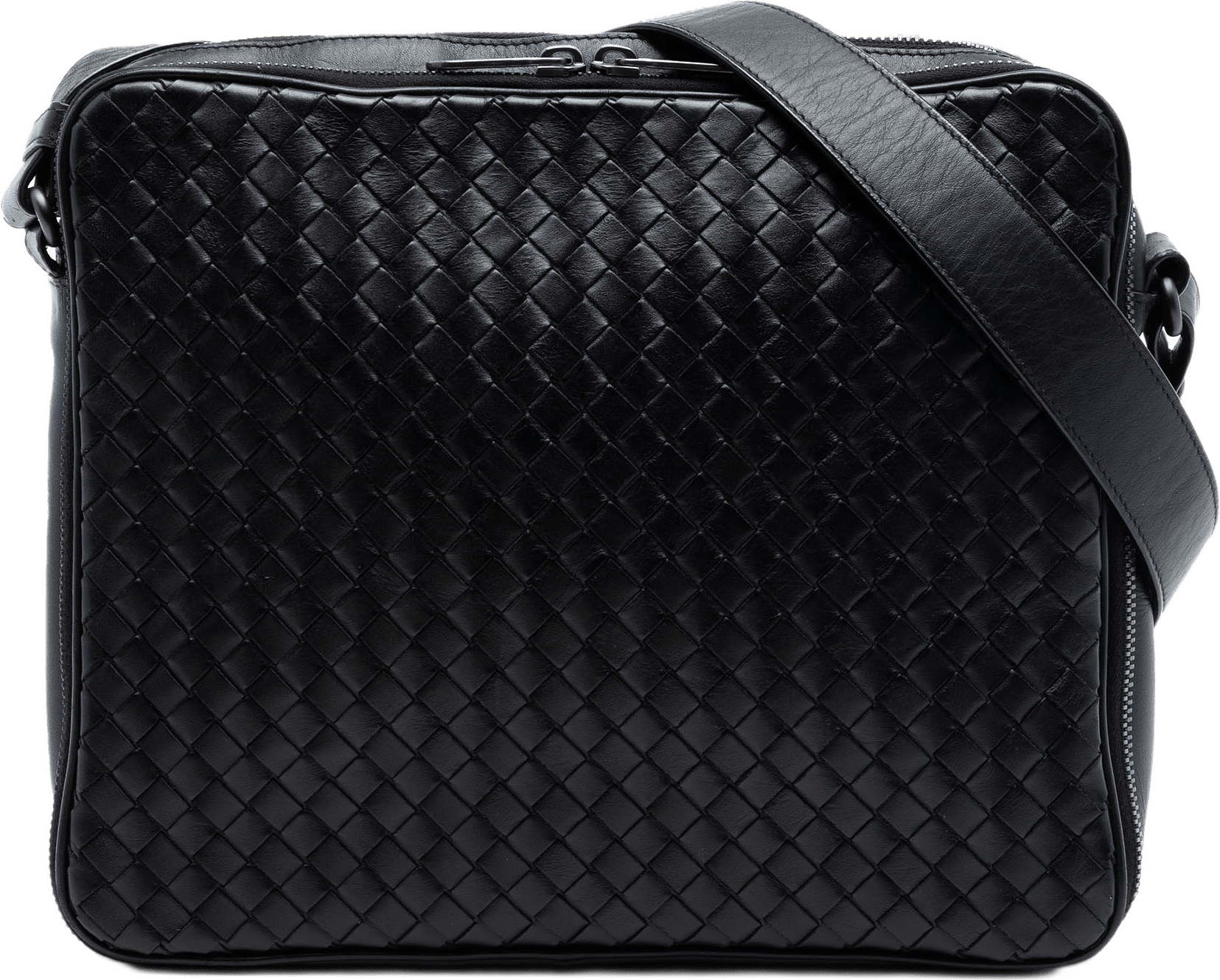 Bottega Veneta Nappa Intrecciato Messenger Bag, från Luxclusif, i färgen black.