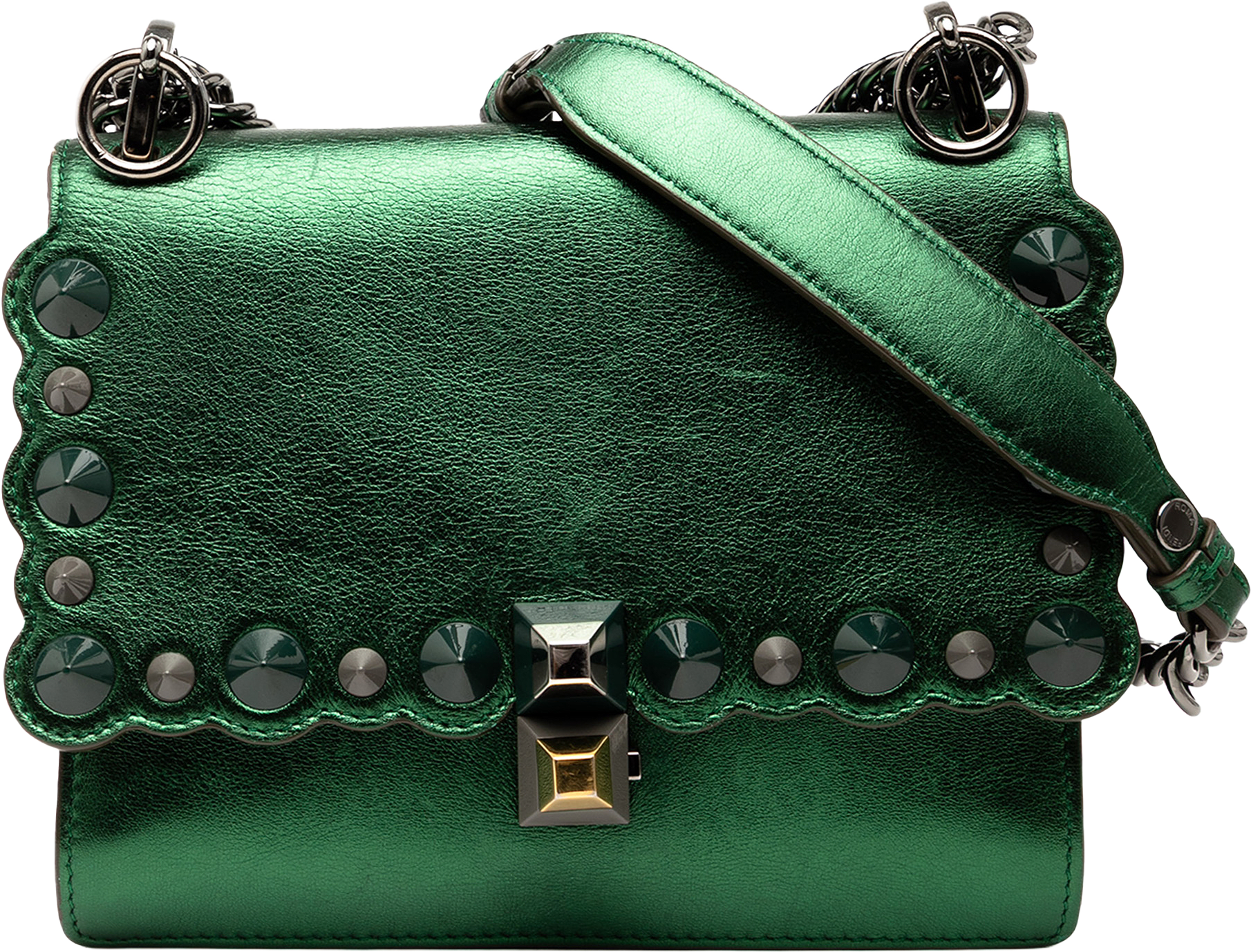 Fendi Small Leather Scalloped Kan I Crossbody, från Luxclusif, i färgen green.