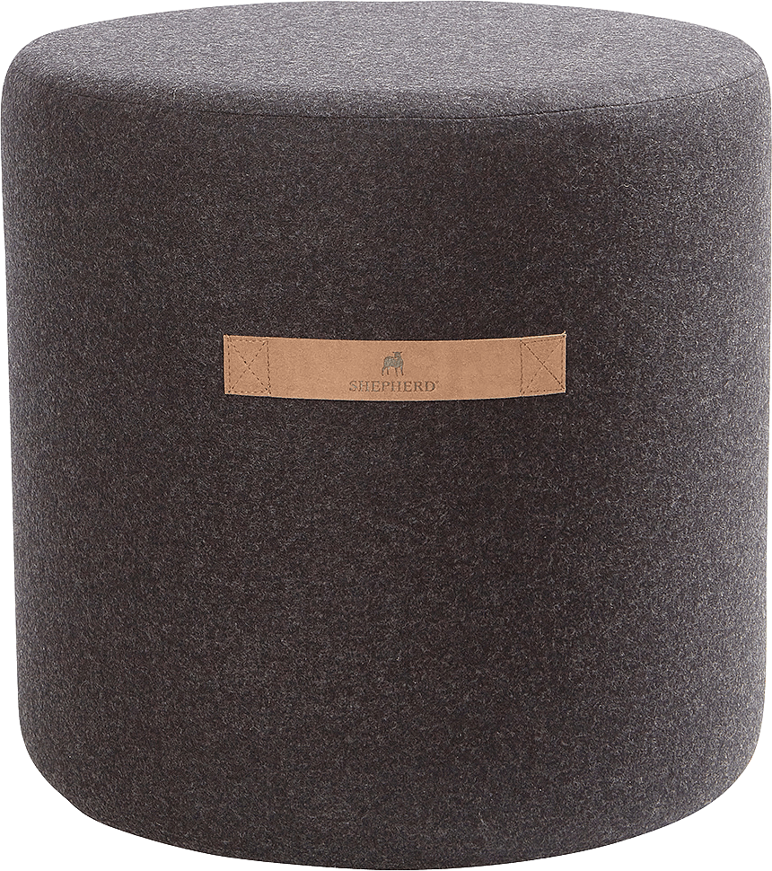 Sara, från Shepherd, i färgen black.