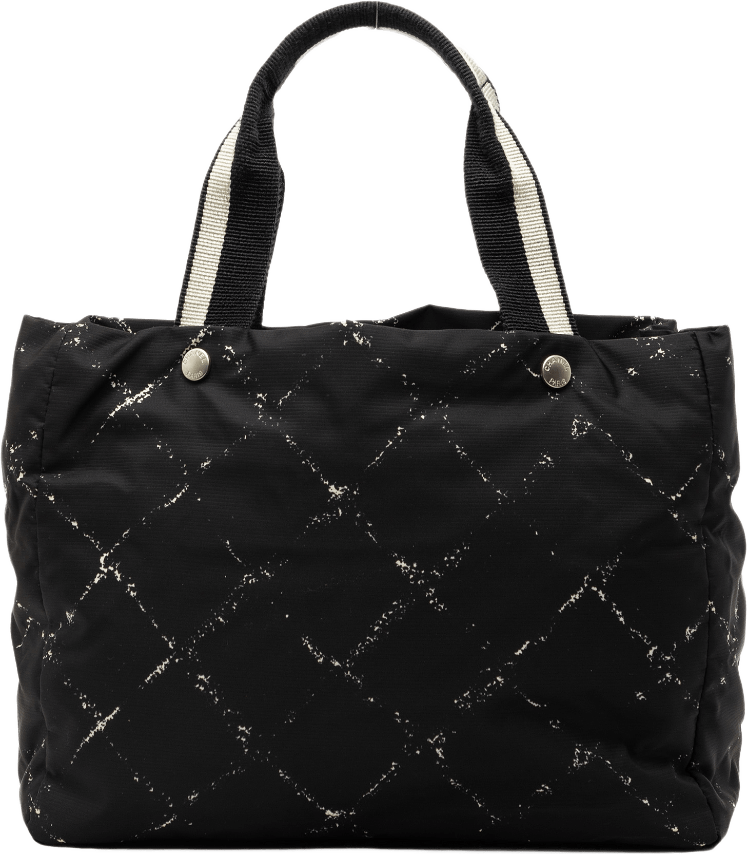 Chanel Old Travel Line Nylon Tote, från Luxclusif, i färgen black.