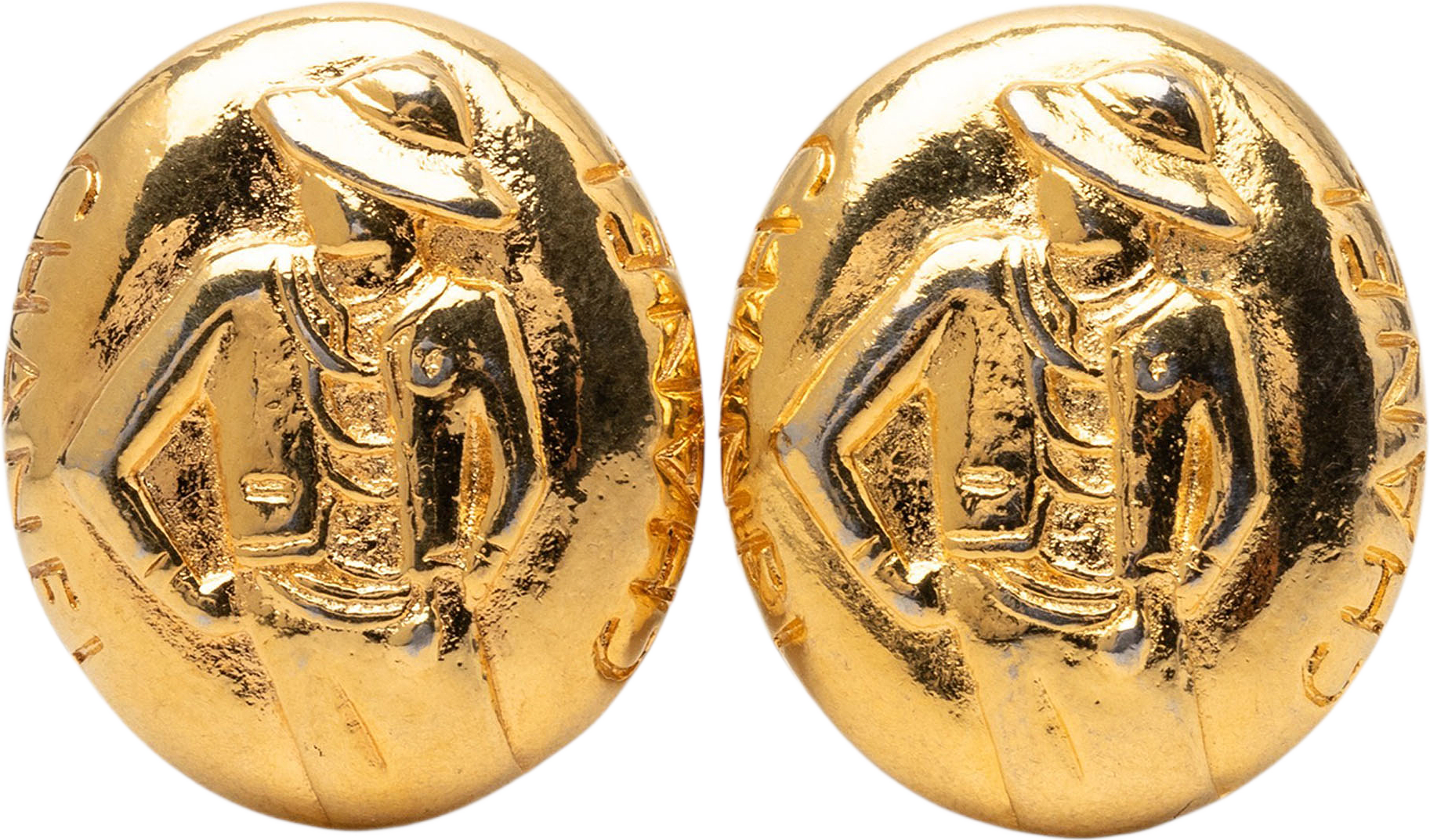 Chanel Gold Plated Mademoiselle Oval Clip On Earrings, från Luxclusif, i färgen gold.