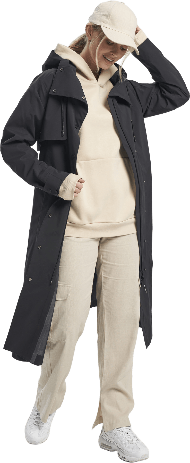 Trench Nouveau Women, från Tenson, i färgen svart.