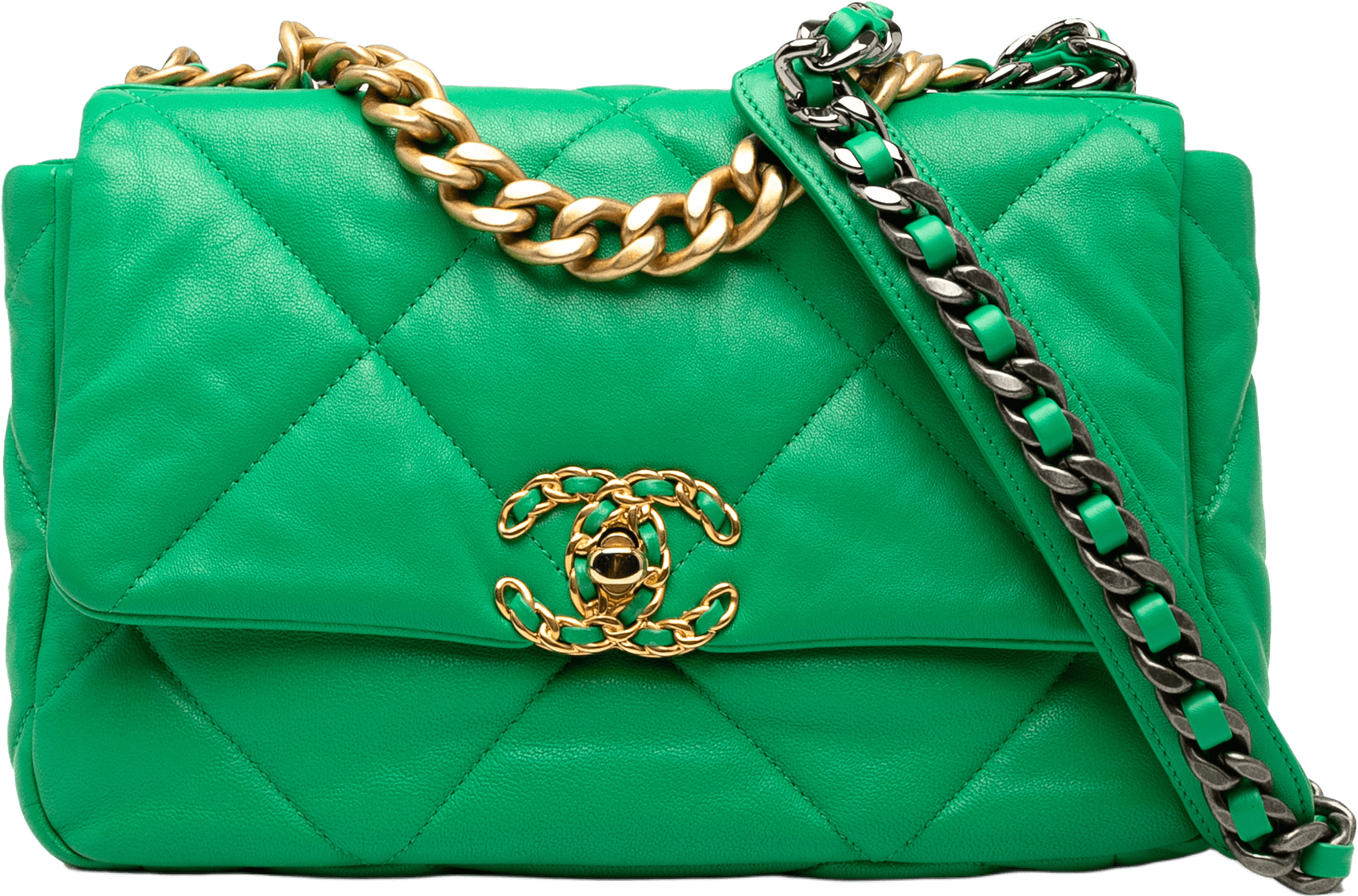 Chanel Medium Lambskin 19 Flap, från Luxclusif, i färgen green.