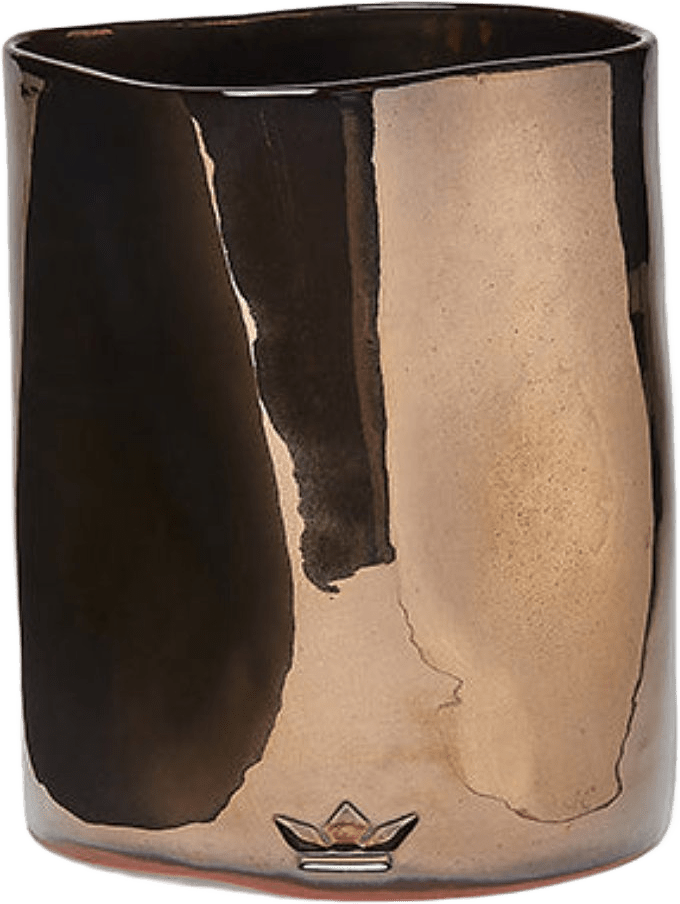 Buckligt Lerkärl 19x14cm, från Dutchdeluxes, i färgen gold.