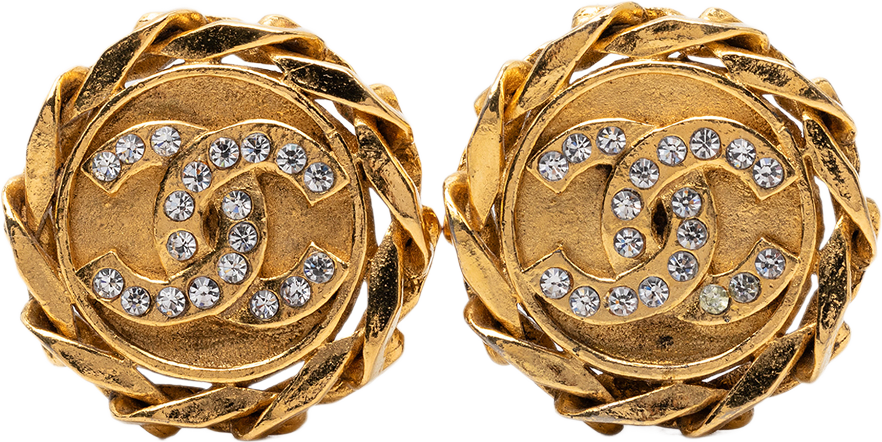 Chanel Cc Gold Plated Strass Clip On Earrings, från Luxclusif, i färgen guld.