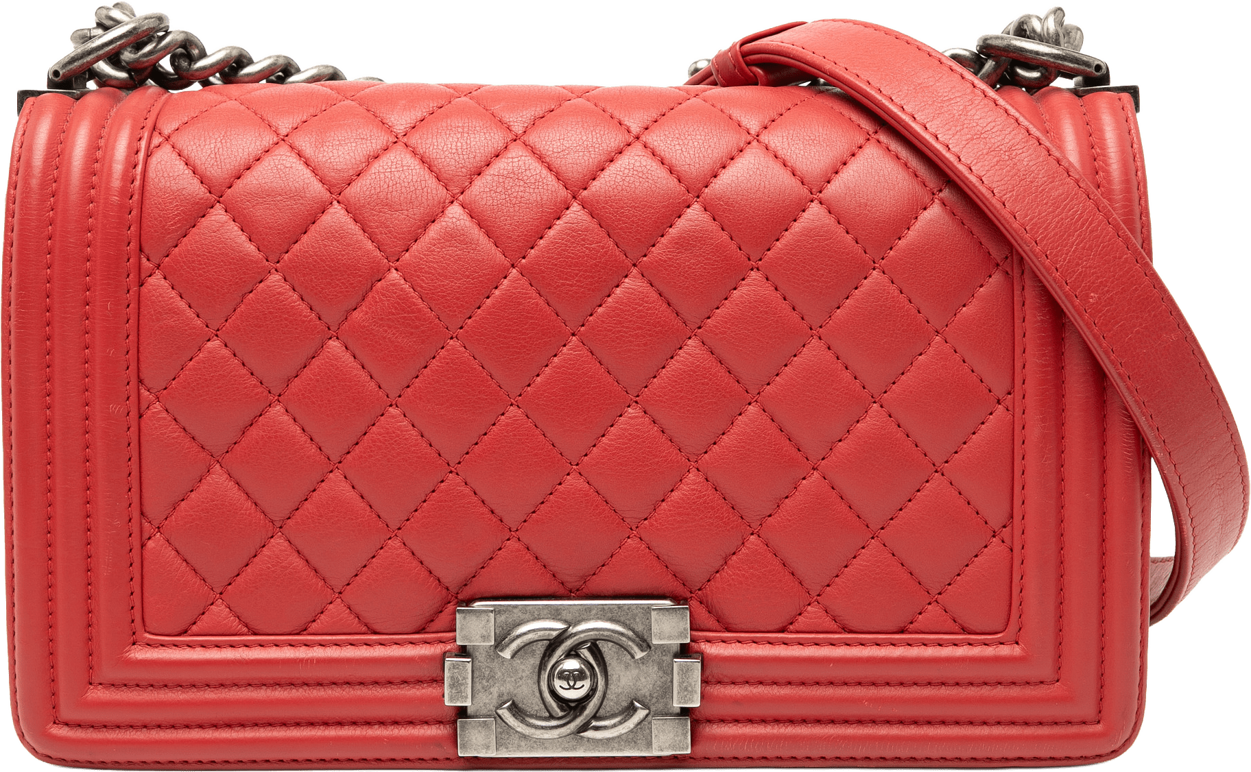 Chanel Old Medium Quilted Lambskin Boy Flap, från Luxclusif, i färgen red.