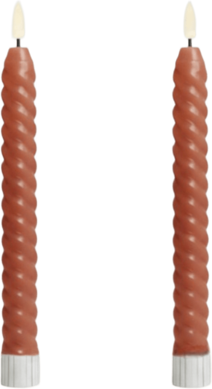 Vega Led-vridet Koniskt Ljus 22 Cm 2 St, från Led Nordic, i färgen fux.