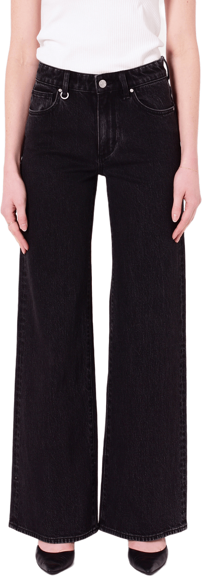 Eva Wide French Black Washed Black, från Neuw, i färgen black.