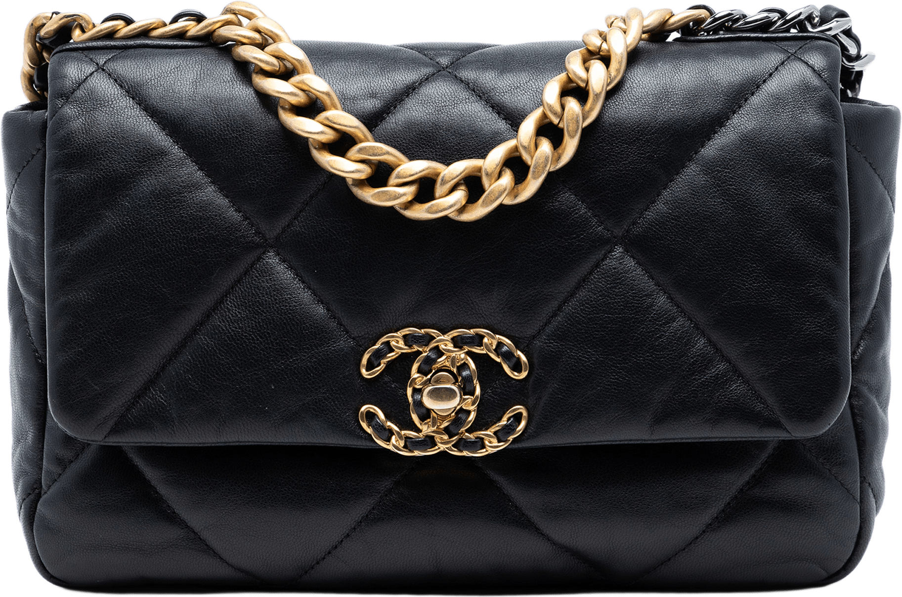 Chanel Medium Lambskin 19 Flap, från Luxclusif, i färgen black.