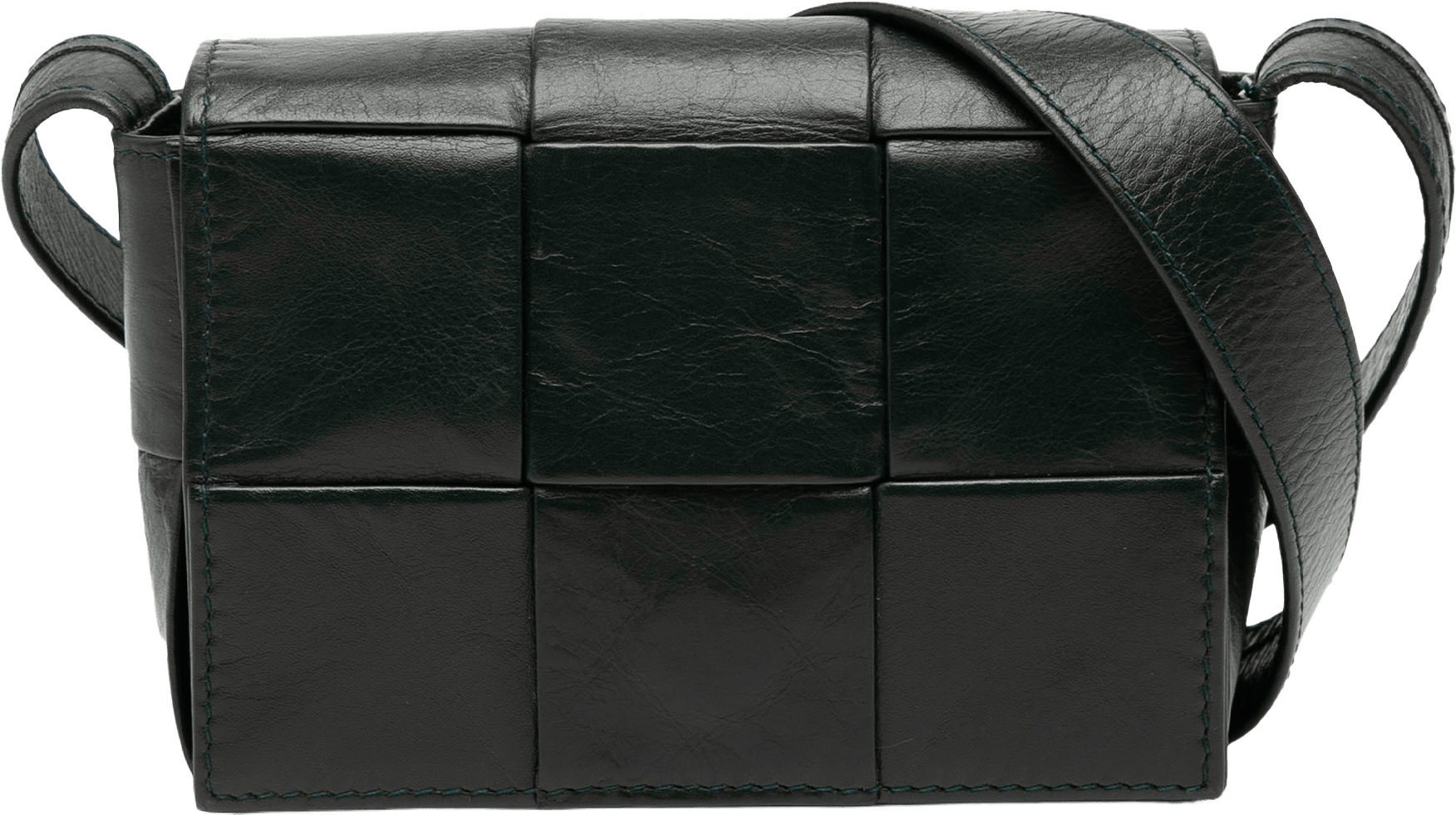 Bottega Veneta Candy Nappa Intrecciato Cassette Crossbody, från Luxclusif, i färgen black.