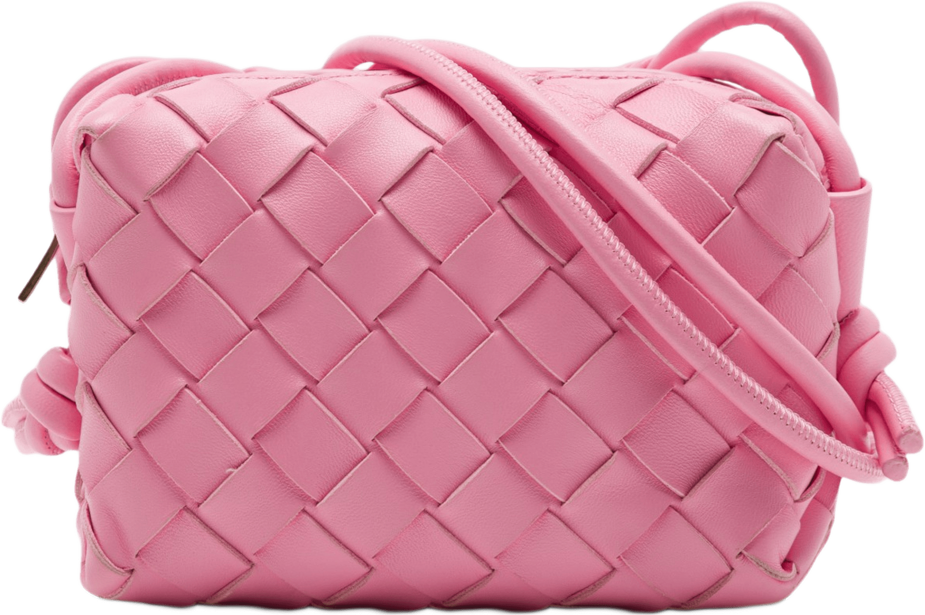 Bottega Veneta Candy Lambskin Intrecciato Loop Camera Bag, från Luxclusif, i färgen rosa.