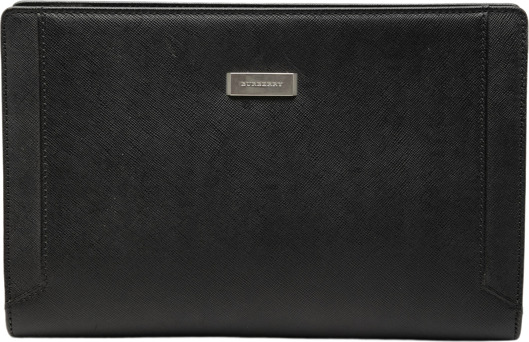 Burberry Leather Clutch, från Luxclusif, i färgen black.