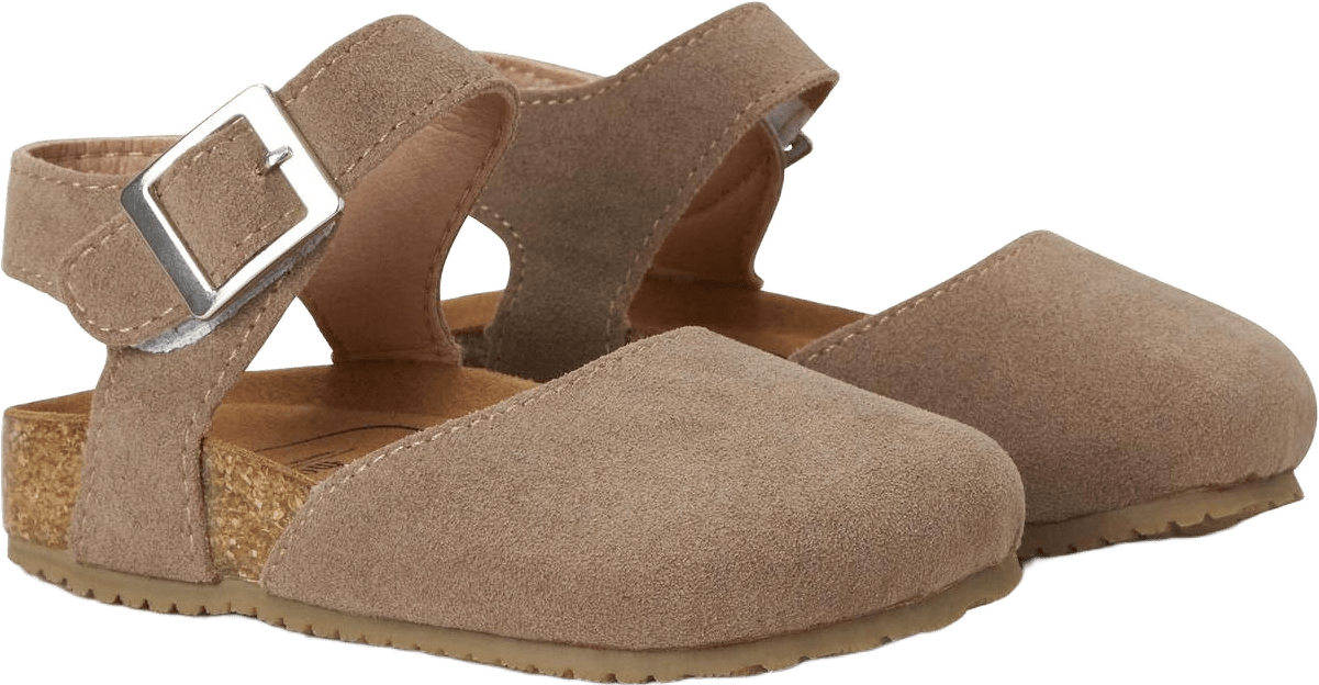 Astrid Sandal