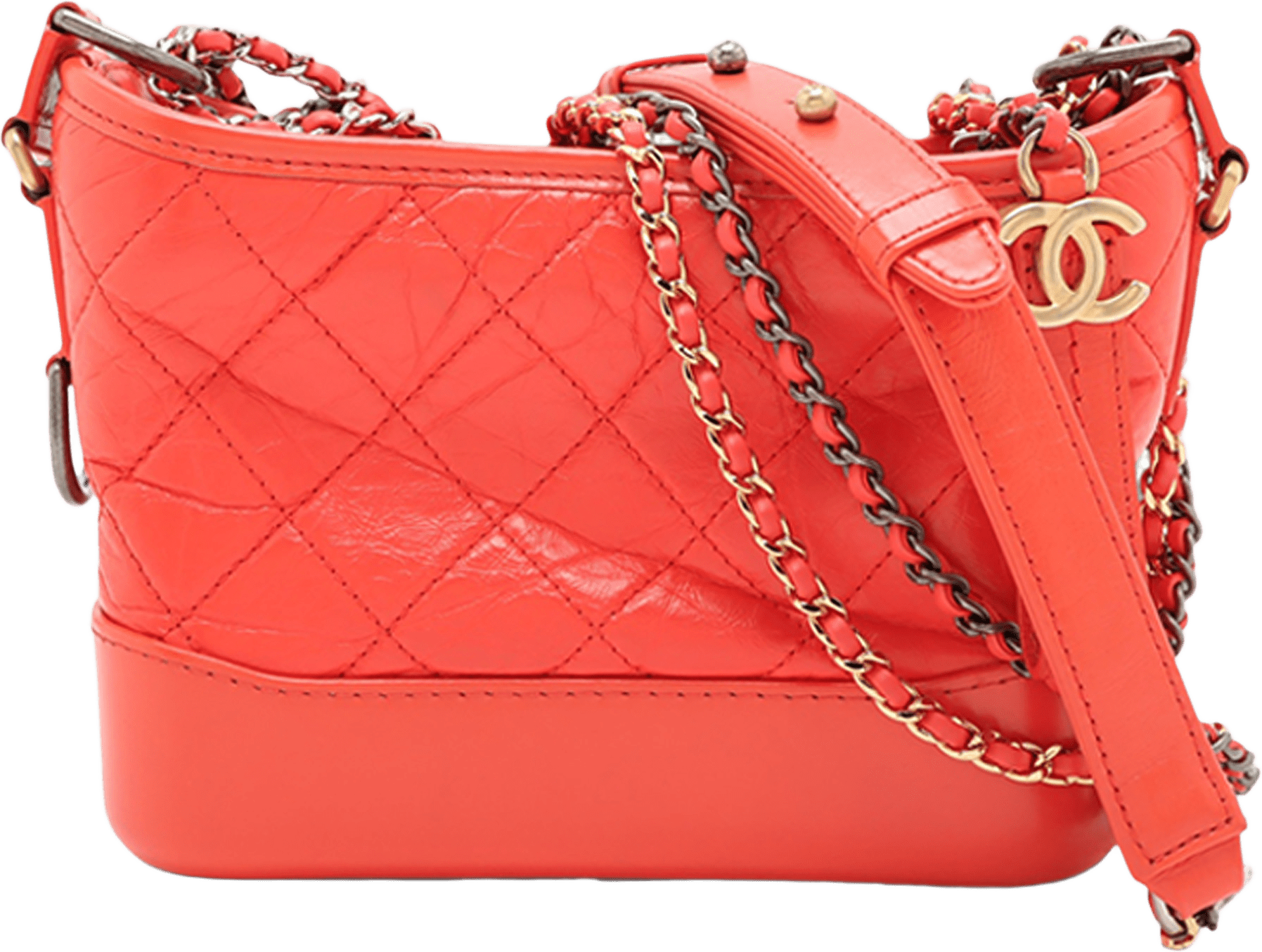 Chanel Small Aged Calfskin Gabrielle Crossbody, från Luxclusif, i färgen red.