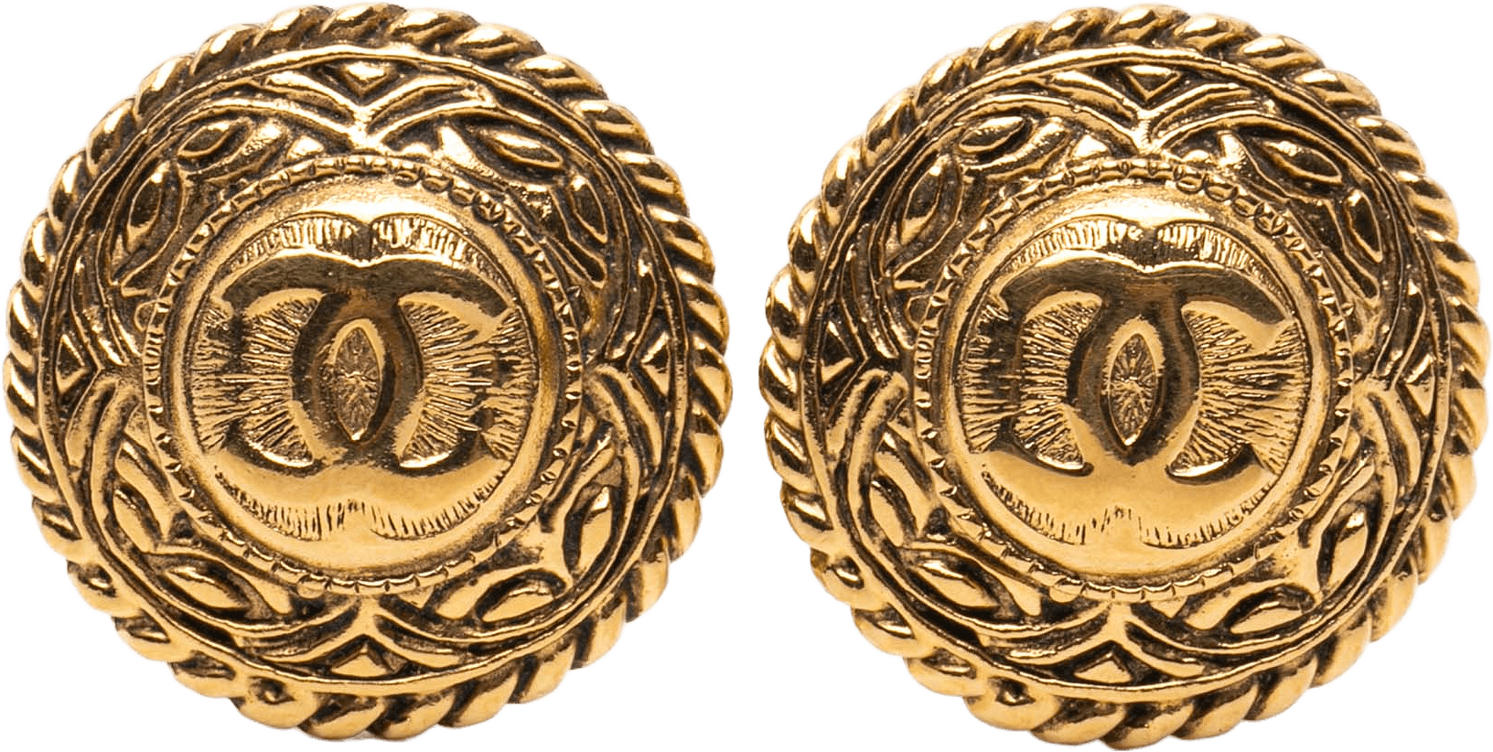 Chanel Cc Gold Plated Round Clip On Earrings, från Luxclusif, i färgen gold.