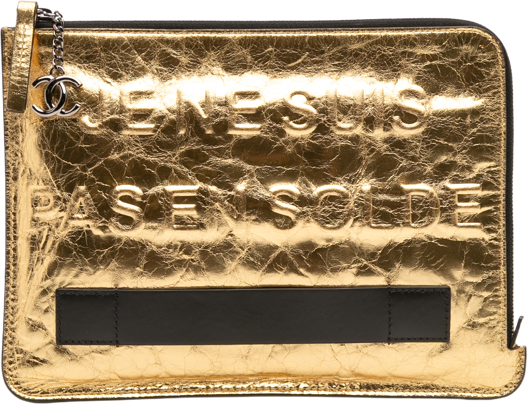 Chanel Metallic Lambskin Je Ne Suis Pas En Solde Clutch, från Luxclusif, i färgen gold.