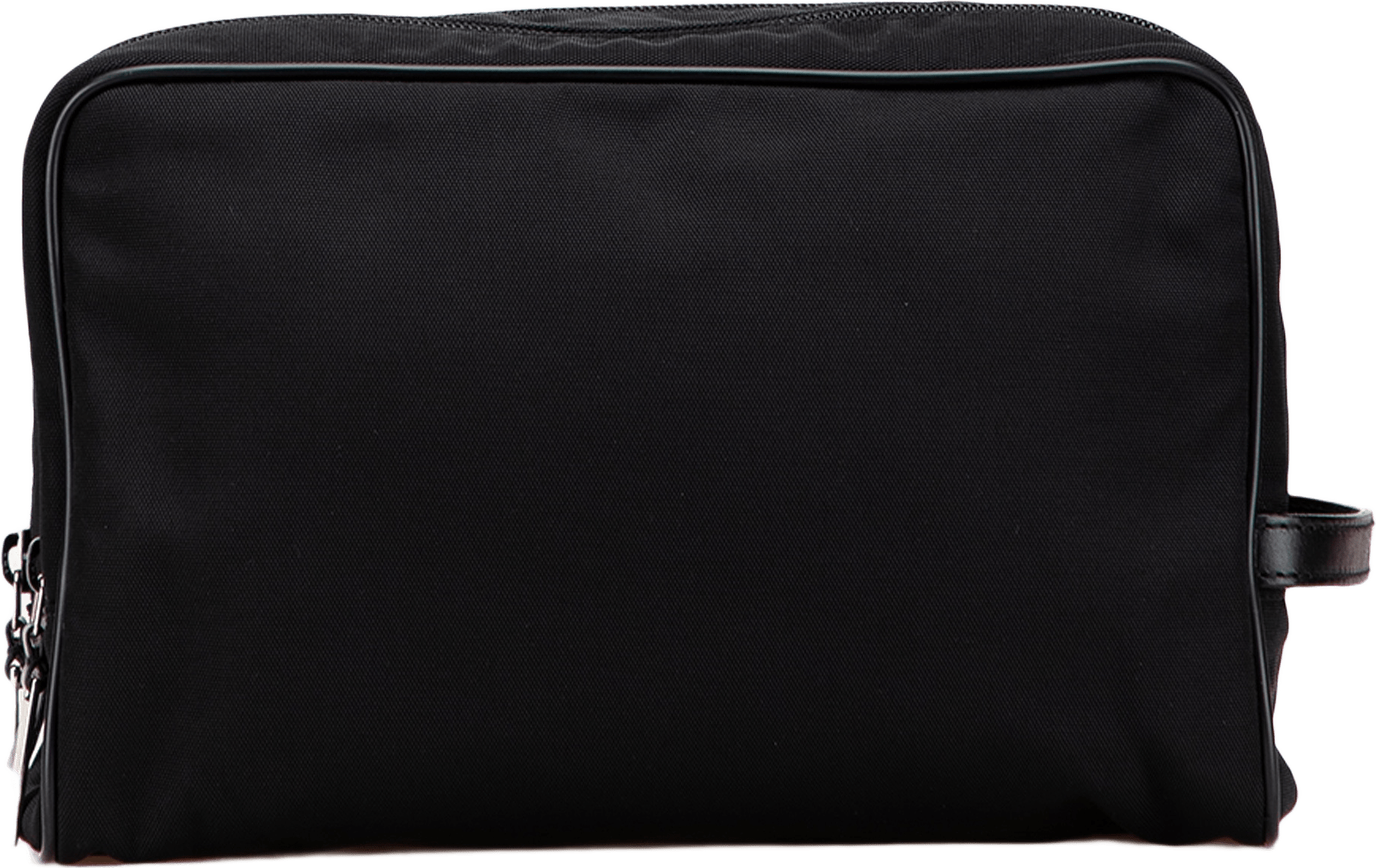 Gucci Nylon Clutch, från Luxclusif, i färgen black.