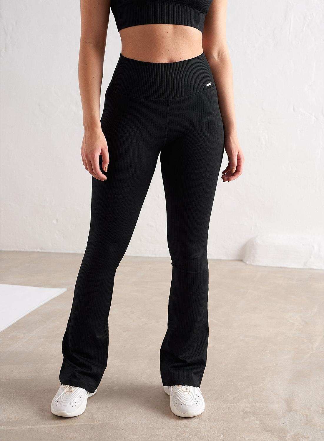 Black Ribbed Seamless Flare Tights