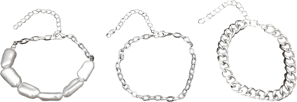 4 Pack Armband Med Olika Kedjor Och Pärlor, från Complement, i färgen silver.