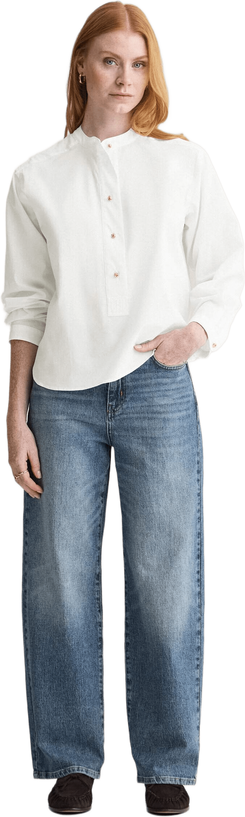 Lovisa Shirt, från Newhouse, i färgen vit.