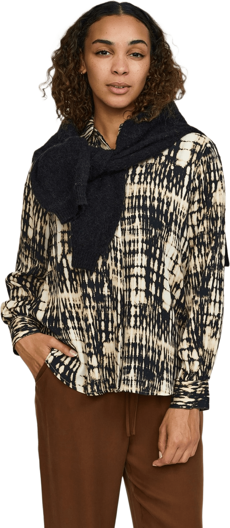 Srginny Shirt - Dreamscape, från Soft Rebels, i färgen dreamscape.