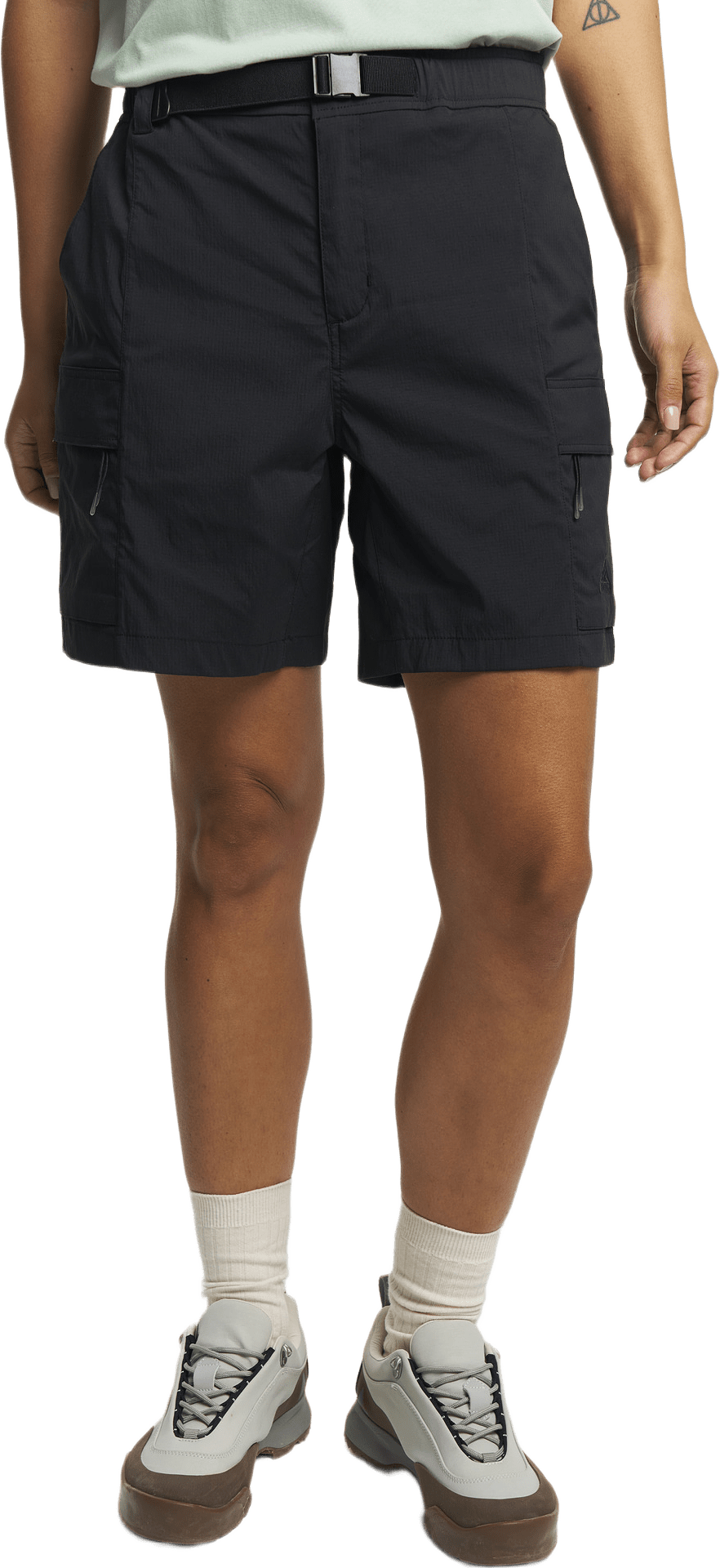 Camper Cargo Shorts Women, från Tenson, i färgen svart.