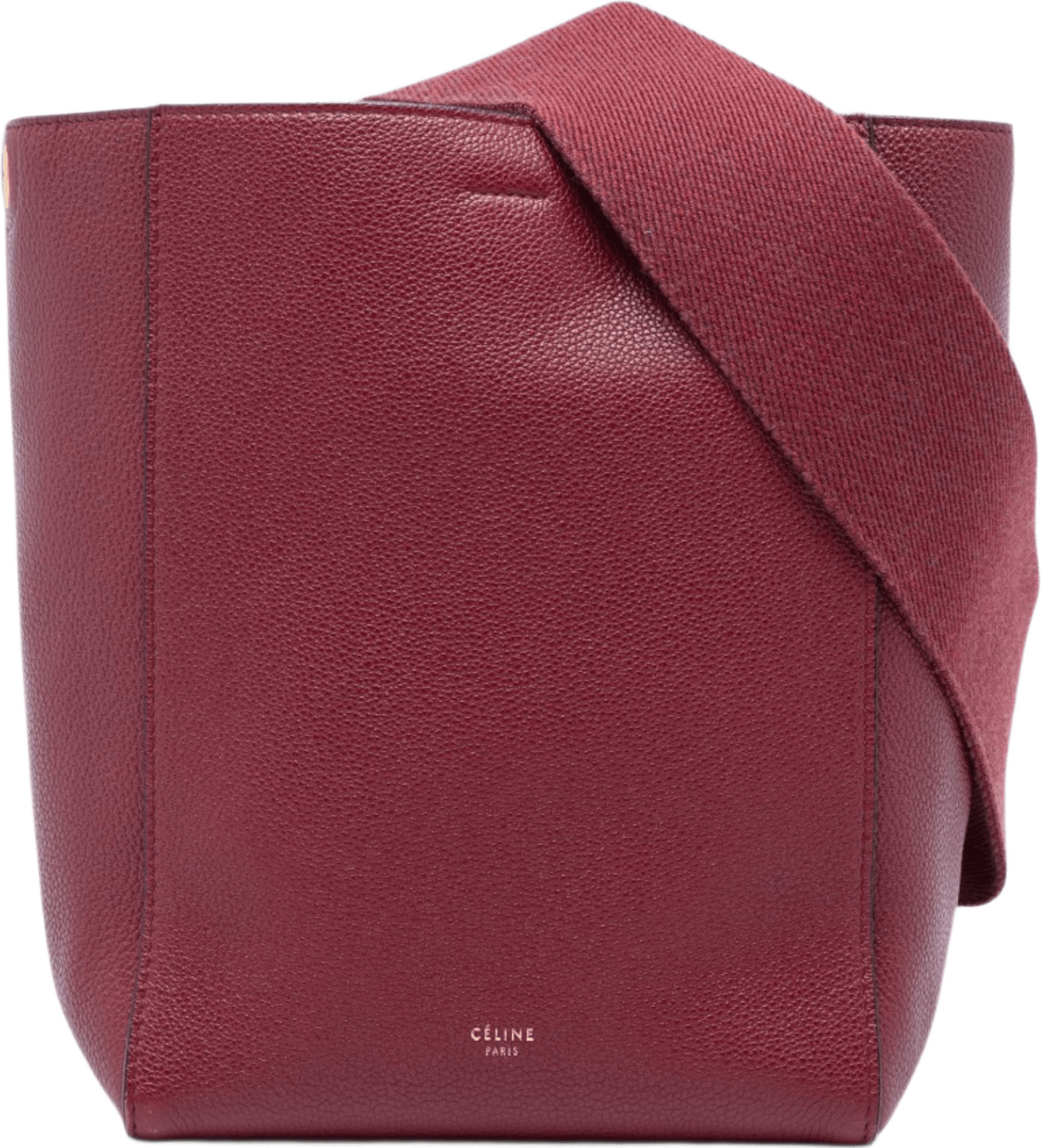 Celine Small Leather Seau Sangle Bucket Bag, från Luxclusif, i färgen röd.