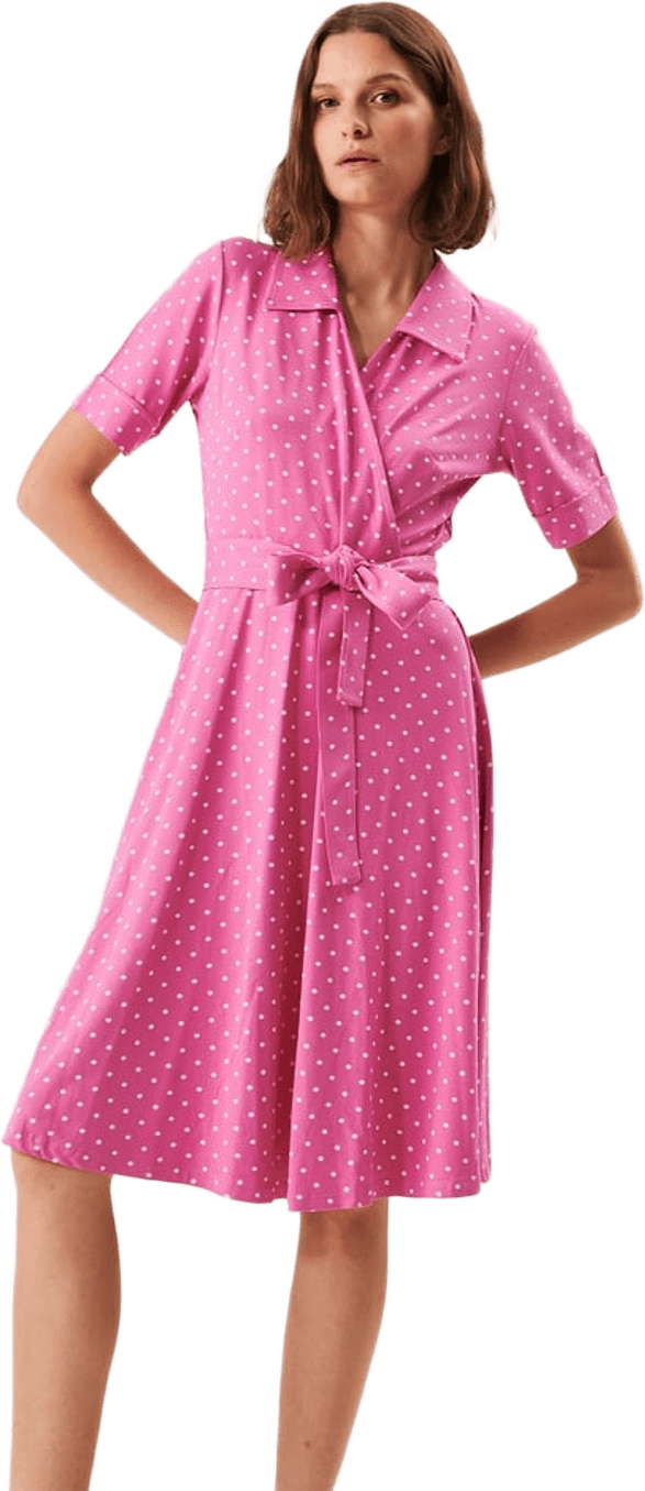 Loreen Dot Dress, från Jumperfabriken, i färgen pink.
