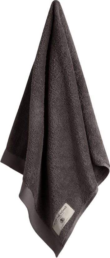 Handduk Spirit 70x140 cm, från Spirit of the Nomad, i färgen misty grey.