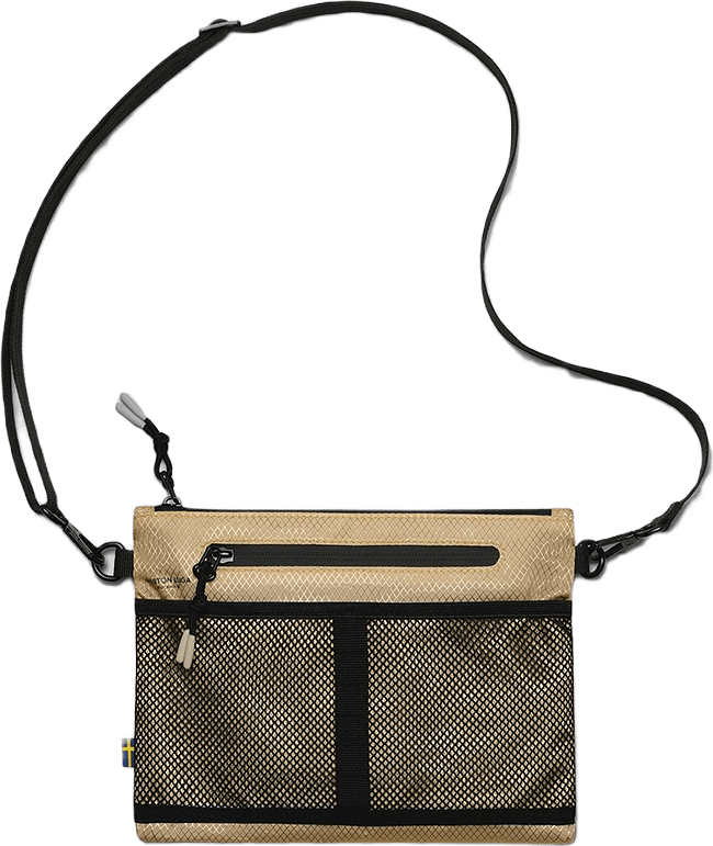 Lightweight Crossbody, från Gaston Luga, i färgen latte.
