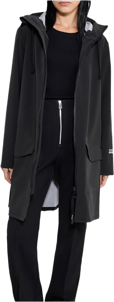 Mosebacke Patch Raincoat, från Stutterheim, i färgen black.